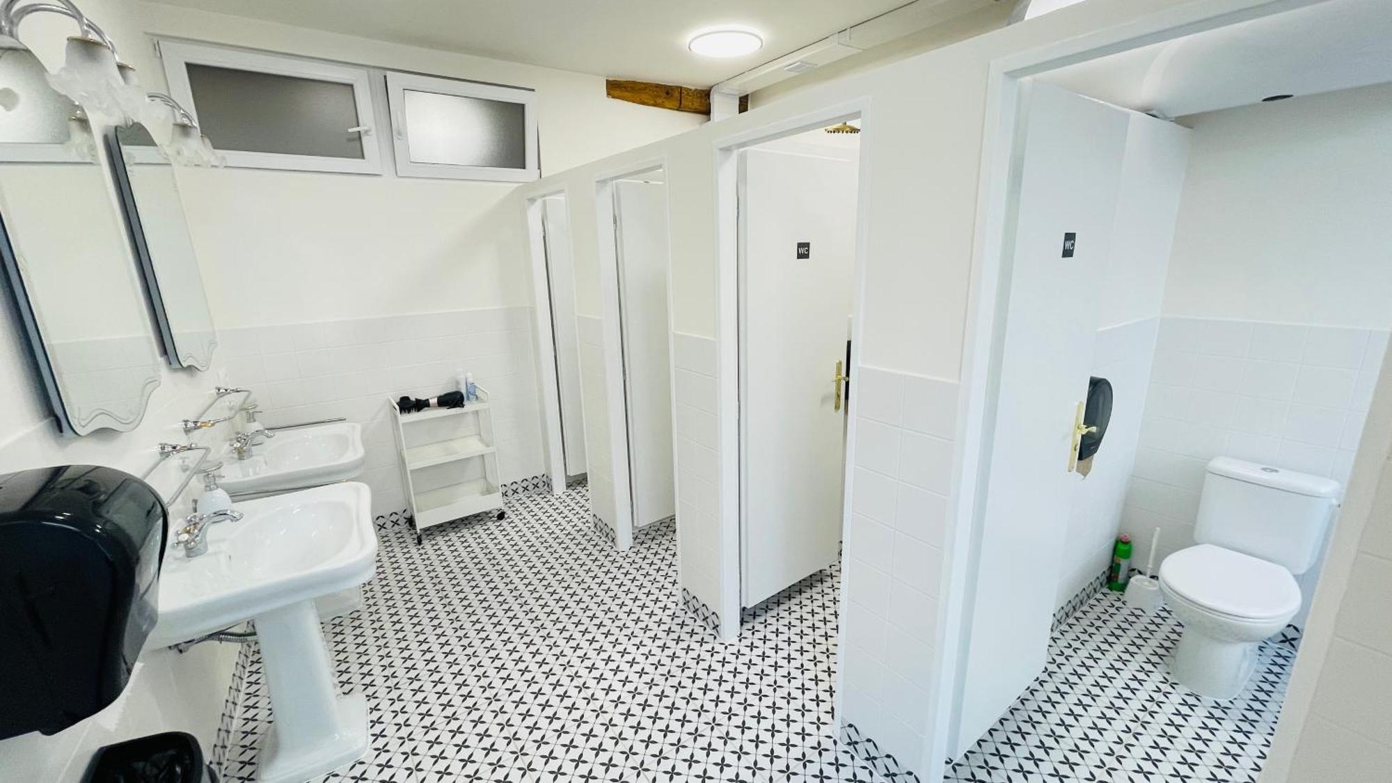 White Wolf House Hostel & Apartments — Fotky 3